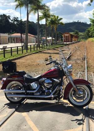 HARLEY-DAVIDSON SOFTAIL DELUXE 
